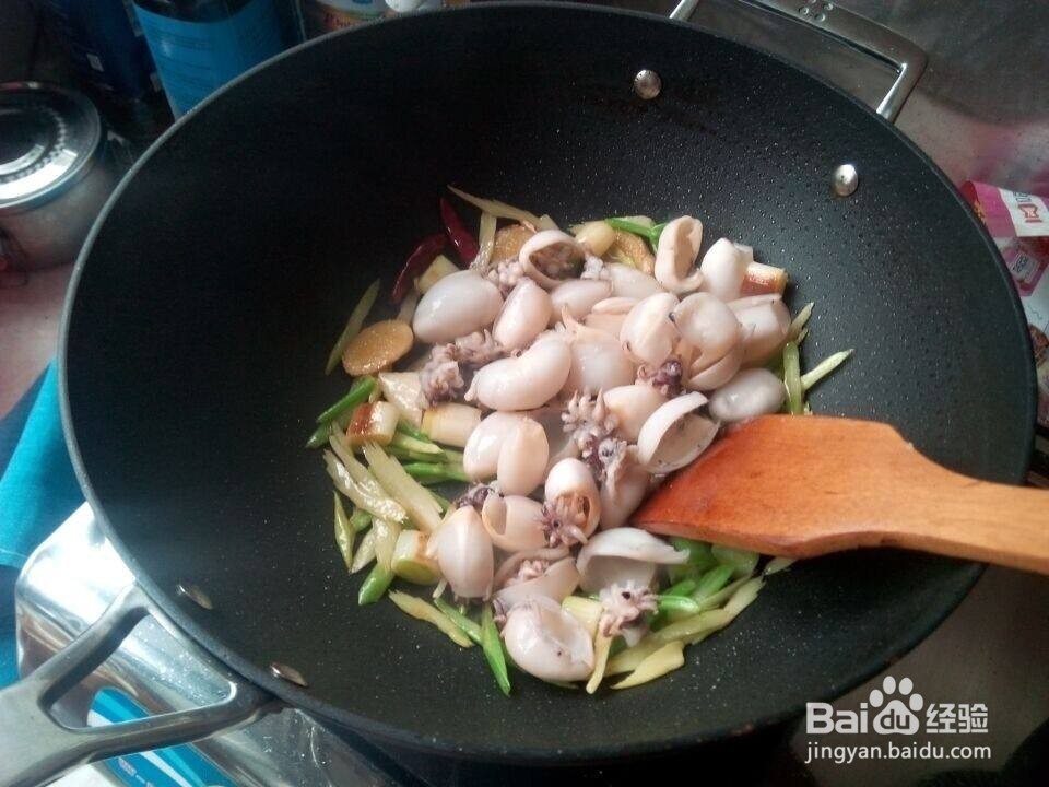 青椒小炒鱿鱼仔