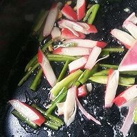 如何制作美味的蟹棒滑蛋