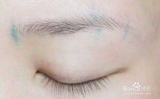 避免蜡笔小新的正确画眉方法