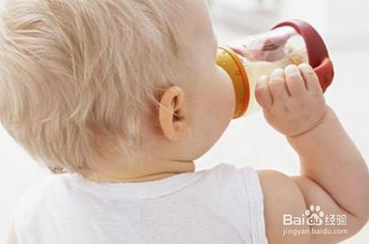 孩子尿床有什么原因?