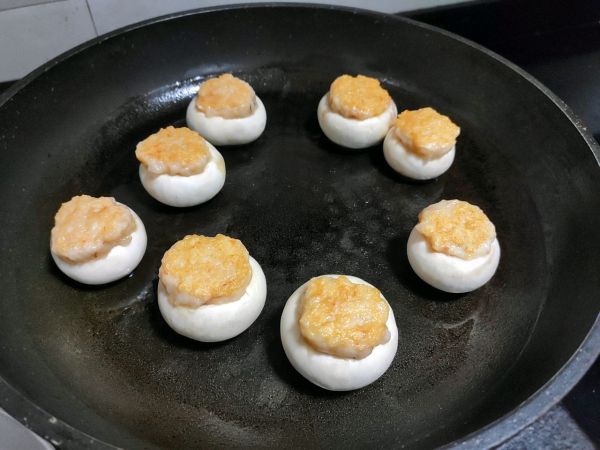 芝士口蘑酿虾滑