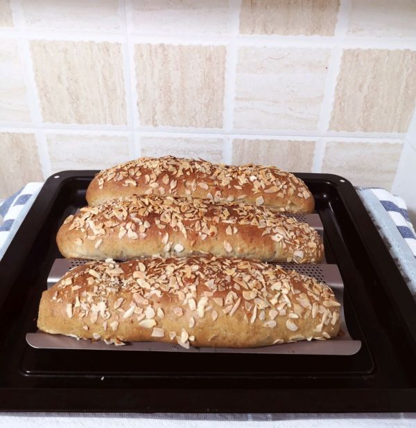 朗姆酒浸葡萄干核桃仁欧包