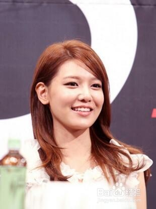 甜美活力少女组合为你示范时下最IN出街发型