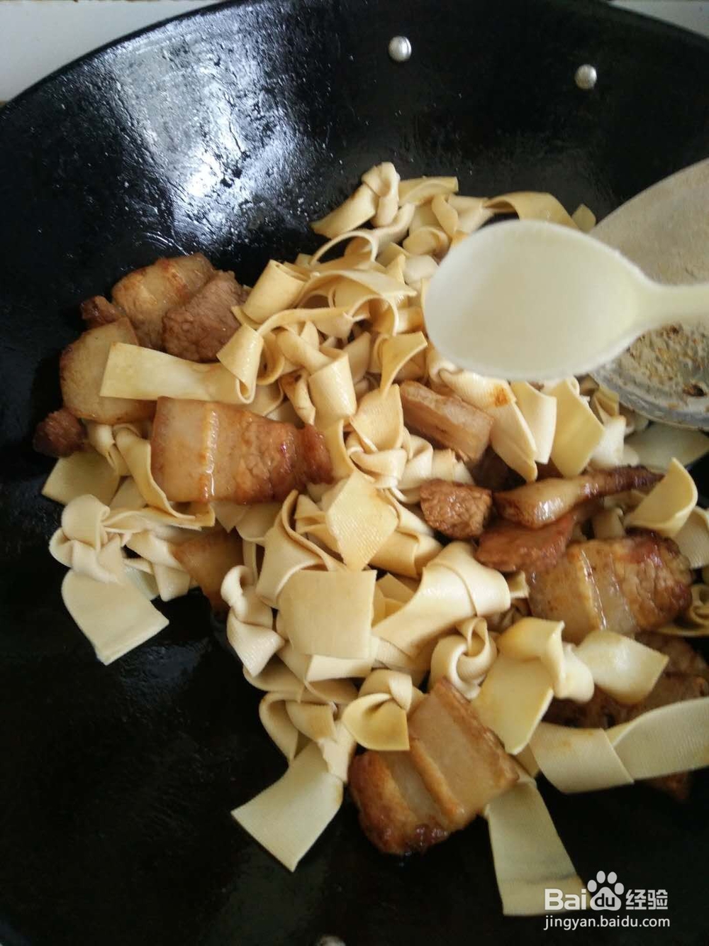 千张结烧五花肉——花式私房菜。