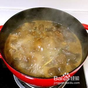 丰润腴滑 红酒烩牛尾的做法