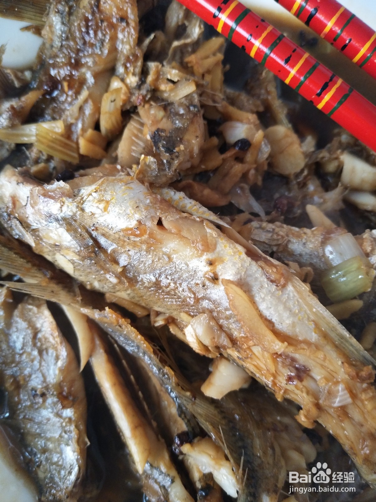 怎样做煸熘小黄花鱼？