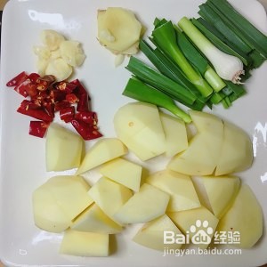 怎么做土豆炖鸡块