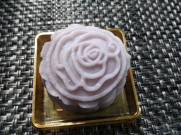 彩色冰皮月饼礼盒