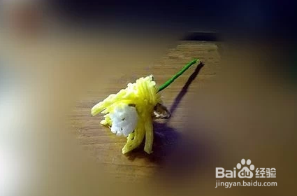 泡沫网套做花朵教程