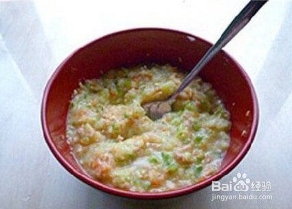 土豆鸡蛋饼的做法。