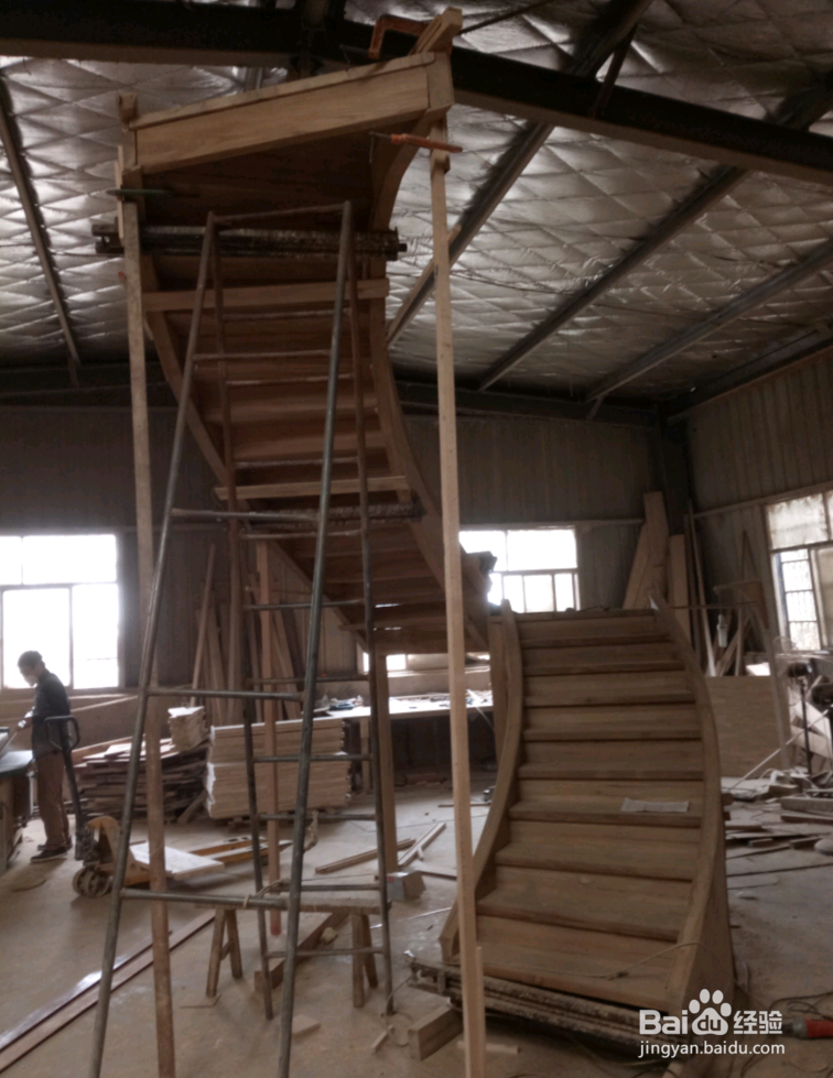 怎么做来回弧形梯！