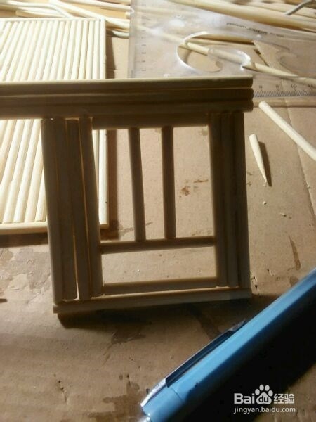 怎么用竹签坐手工小竹屋