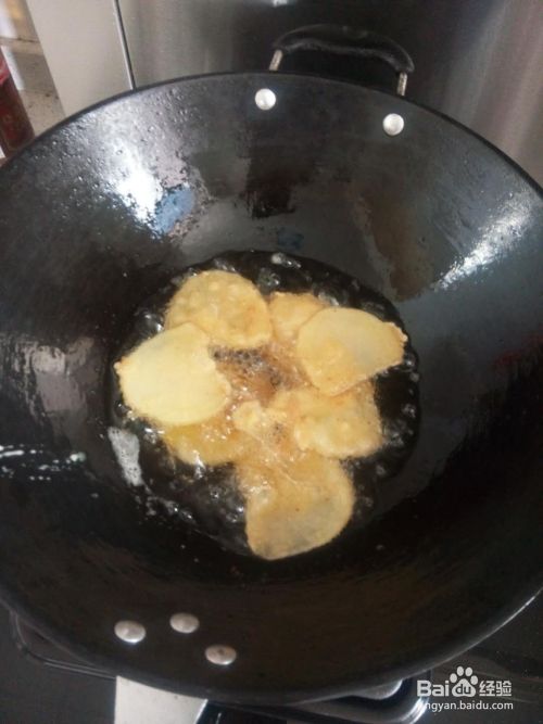 马铃薯油炸面粉土豆片的做法？杨玉土豆片油炸做