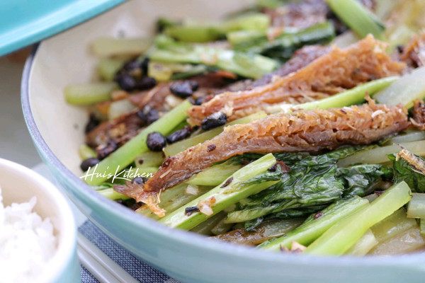 快手豆豉鲮鱼焗莴笋