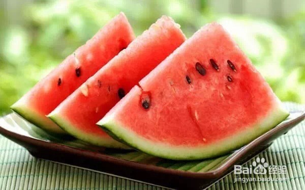 让人欲罢不能的水果沙拉