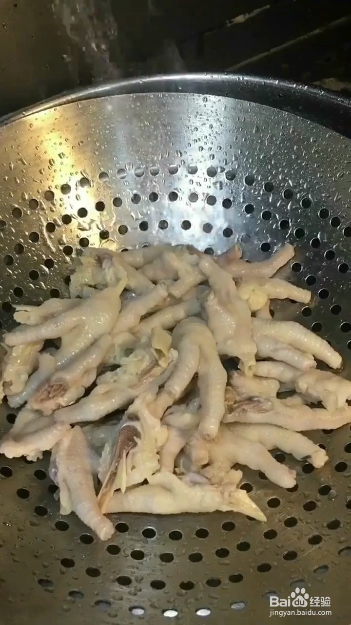如何制作柠檬鸡爪