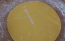 南瓜花样脂油饼的做法步骤