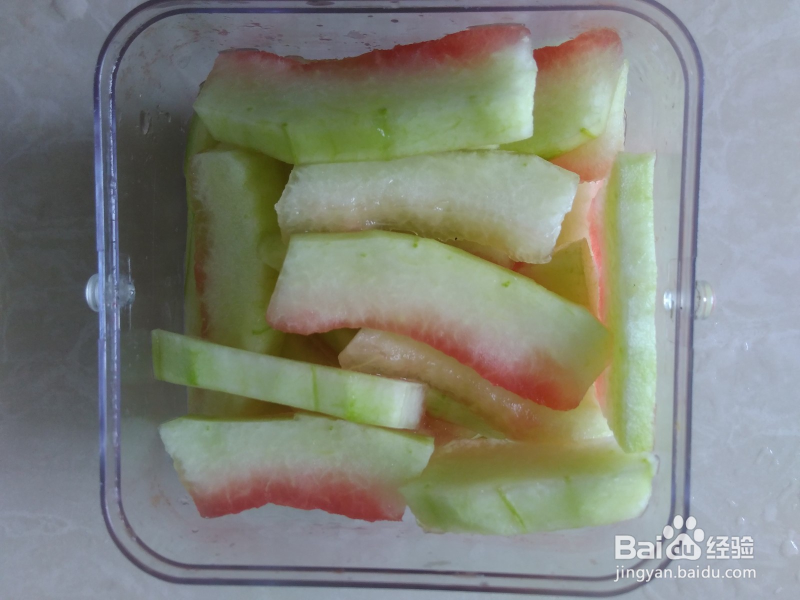 西瓜皮怎样凉拌好吃?