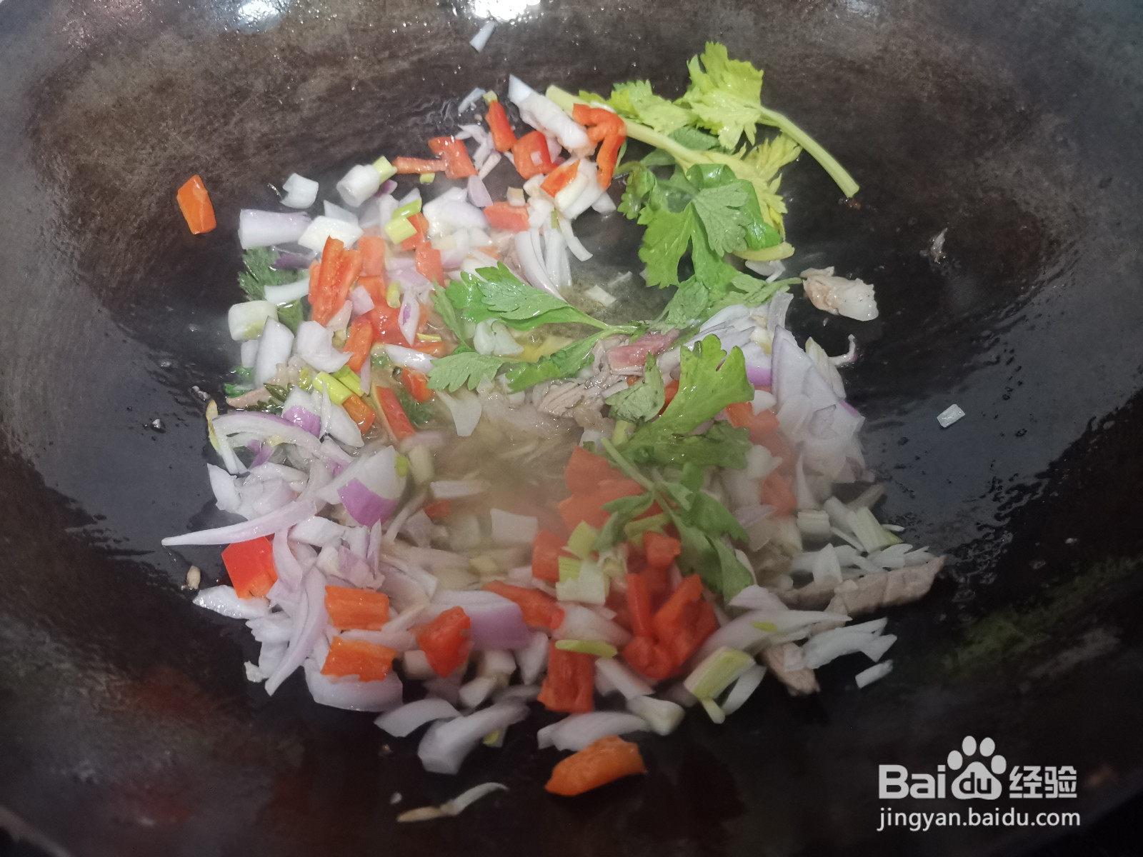 洋葱末炒土豆丝