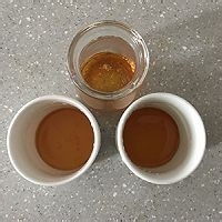 在家制作美味的焦糖布丁