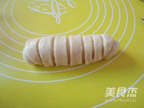 肉松热狗肠面包