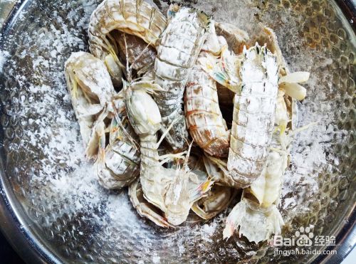 海鲜美食-吮指椒盐皮皮虾的做法