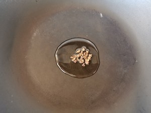 爆汁酸菜猪肉饺子!