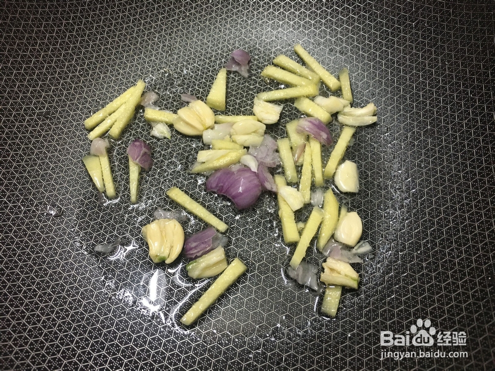 蒜苔炒腊肉的简单做法