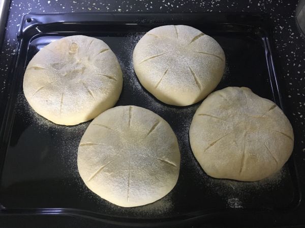 南瓜乳酪软欧包