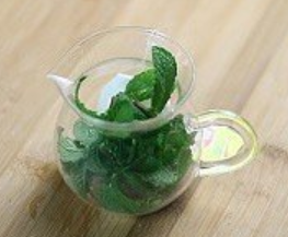 蜂蜜薄荷茶的做法