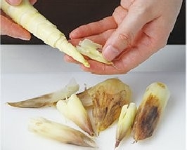 养生食补笋丁河虾春蚕豆的做法