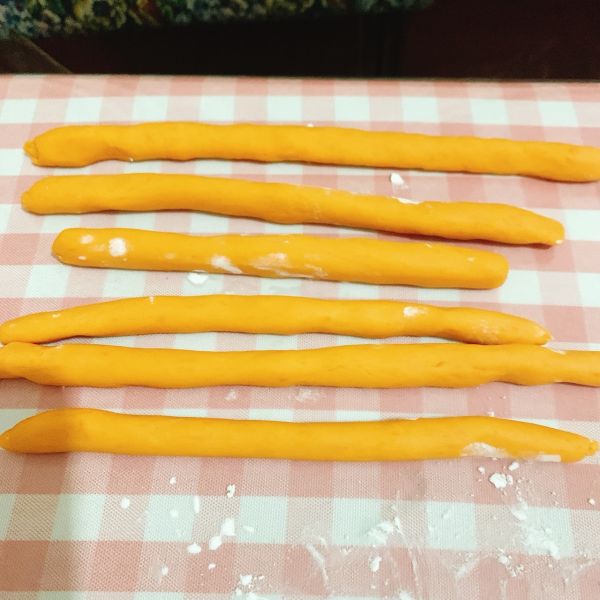 夏日甜点三色芋圆红豆椰奶