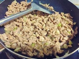 健康养生佳品青椒肉丝的做法