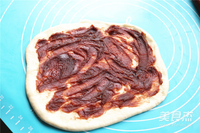 豆沙扭纹面包