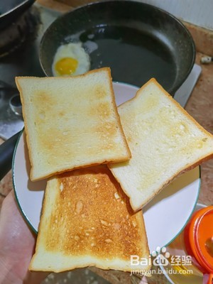 鸡蛋火腿三文治