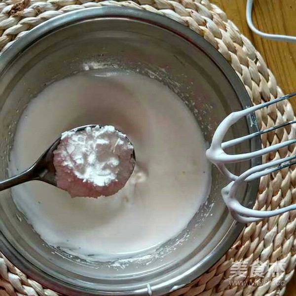 草莓季蛋白霜草莓蛋糕