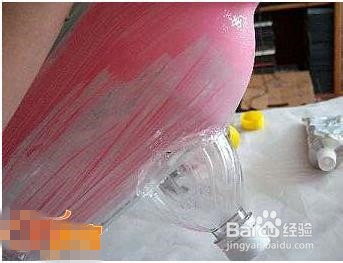 饮料瓶巧做小猪存钱罐