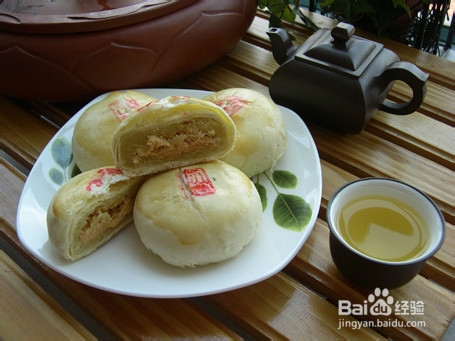 尝一尝各地不同特色的月饼