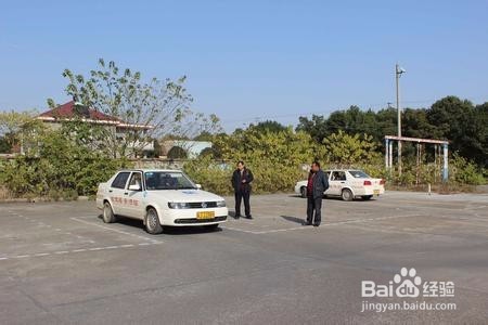 武汉学驾照一般多少钱