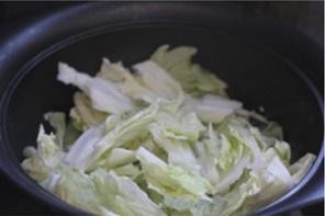 白菜炖豆腐的做法