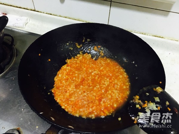 肉酱意面的做法