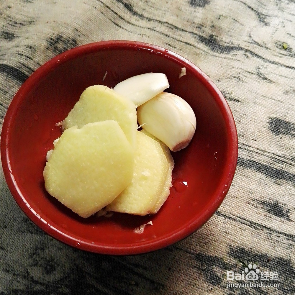 夏季清凉之菜----苦瓜烧肉的家常做法