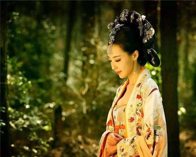 古代尊公主职位表,急求。