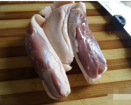 炒鸭肉放什么配菜好吃