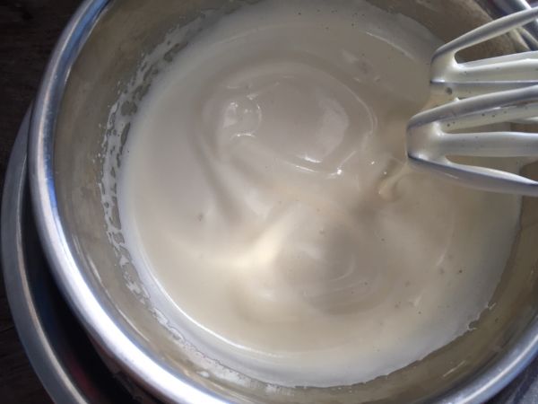 肉松甜甜圈蛋糕