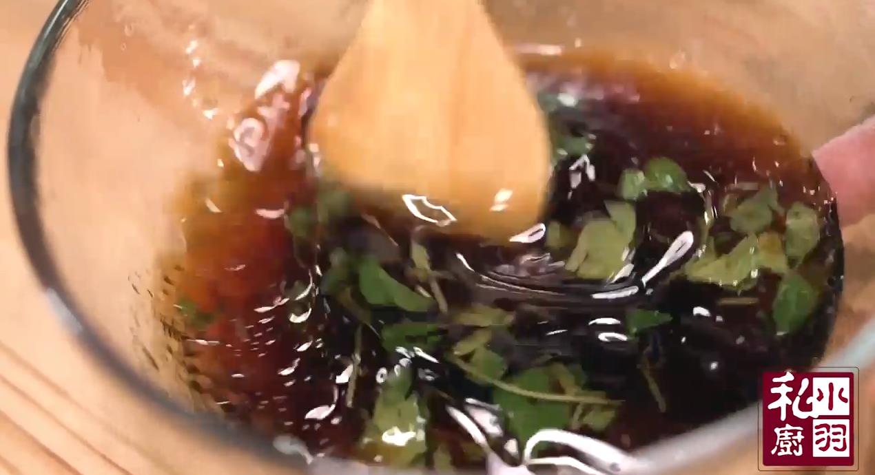 青桔薄荷酱油虾怎么做