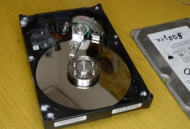 用硬盘碟片和光盘制作反重力小玩具