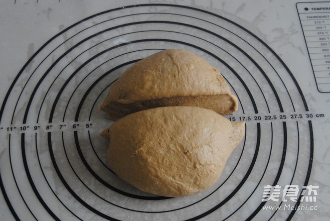 葡萄干红糖豆浆包