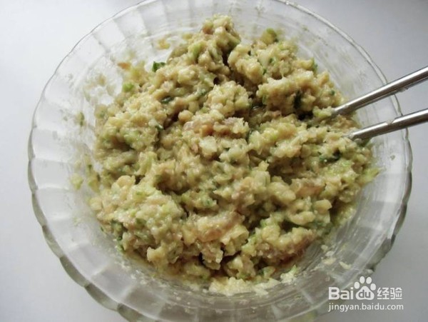 腊肉萝卜馅饼的制作方法