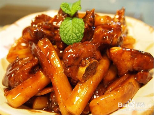 红烧年糕焖排骨